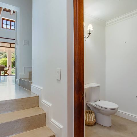 Guest cloakroom